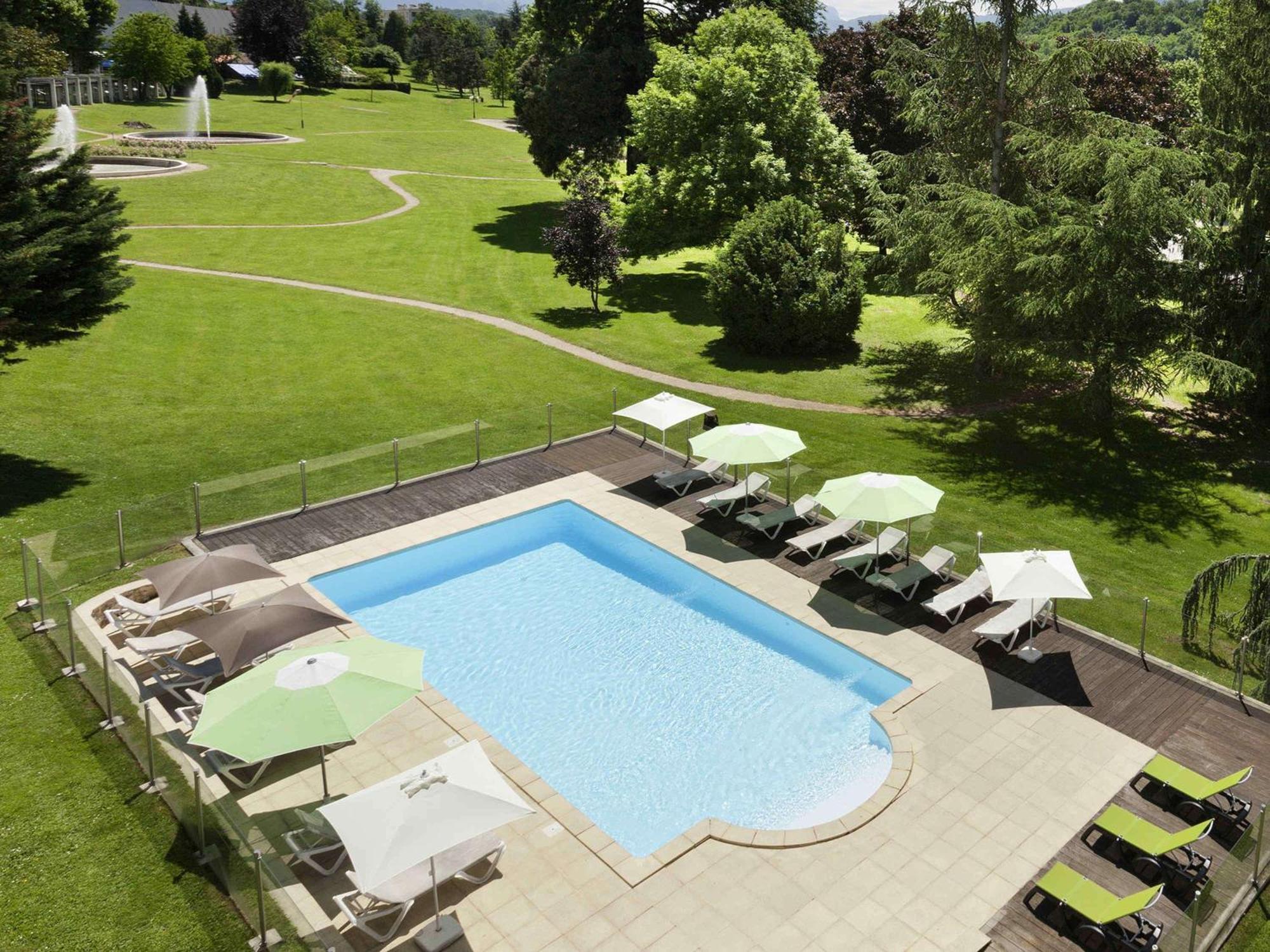 Отель Ibis Styles Aix Les Bains Domaine De Marlioz Экс-ле-Бен Экстерьер фото